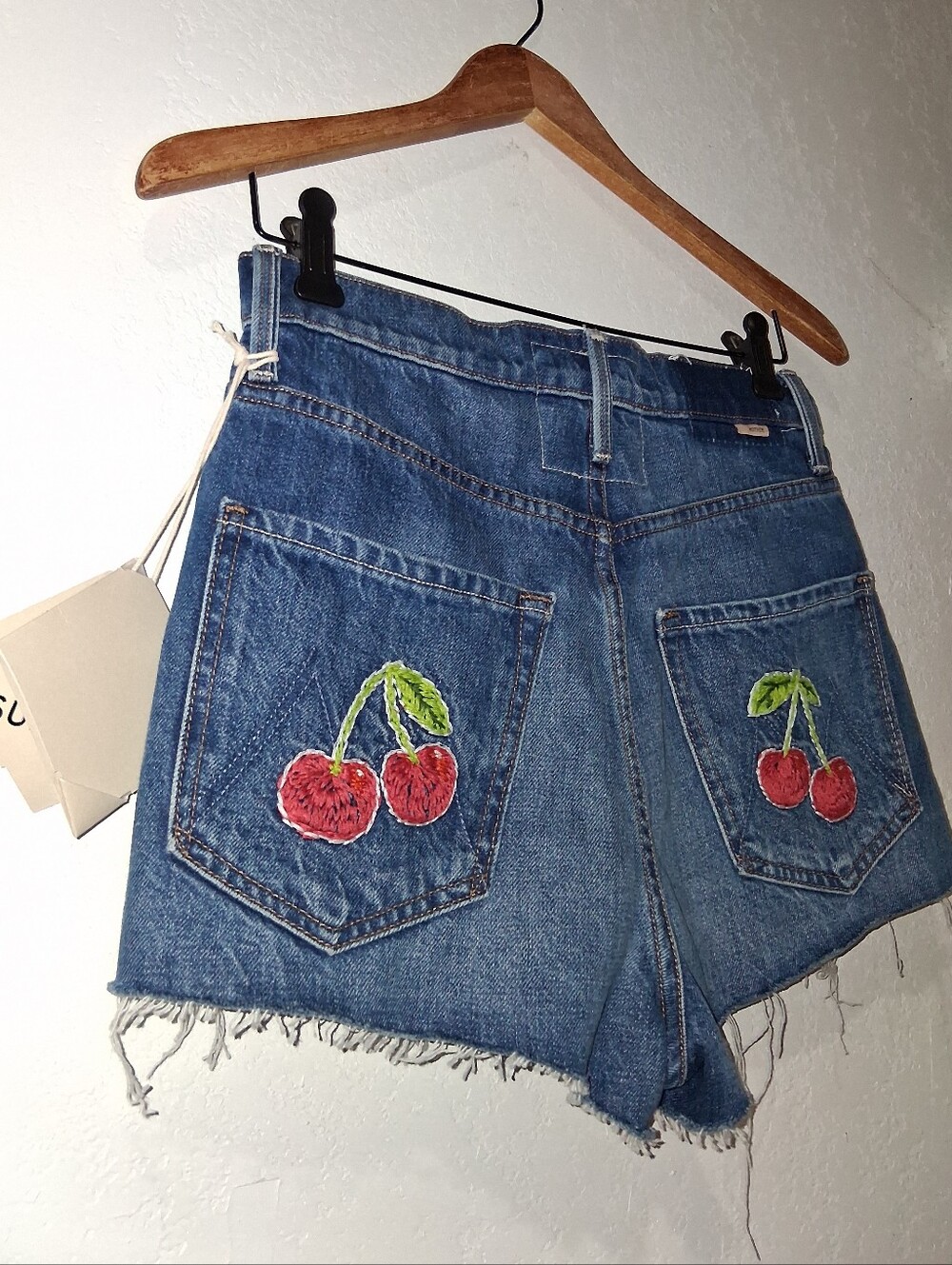 NWT MOTHER The Tune Up Fray Cherry Shorts - Picture 7 of 8